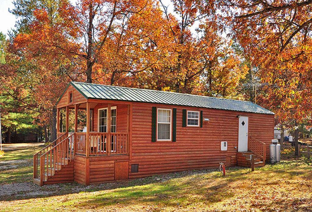 Arrowhead Camping Resort Deluxe Cabin 4 Douglas Center Exteriér fotografie